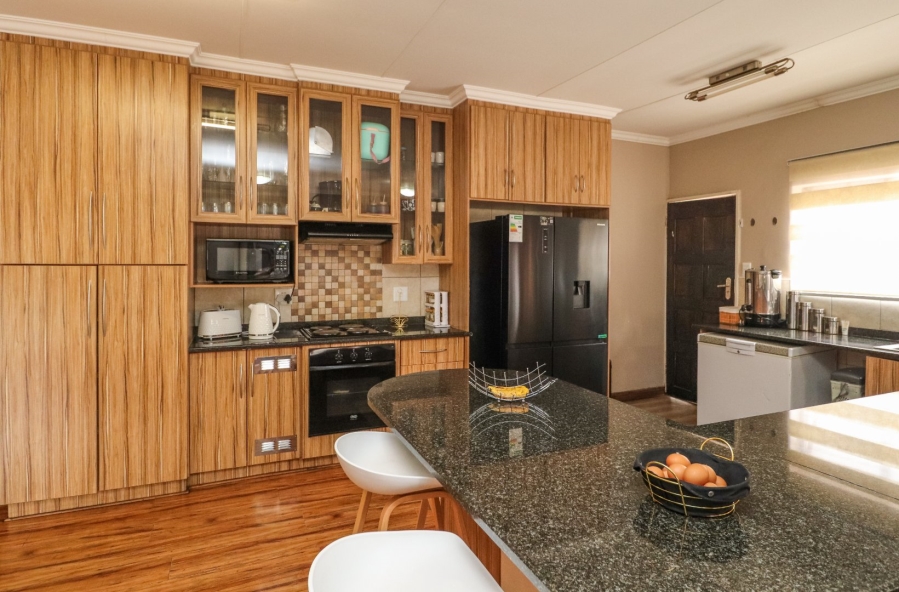 3 Bedroom Property for Sale in Wilkoppies North West